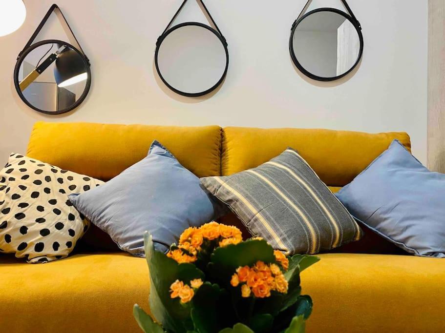 Studio Chic Avec Terrasse, Lumineux Et Calme 1 Walencja Zewnętrze zdjęcie